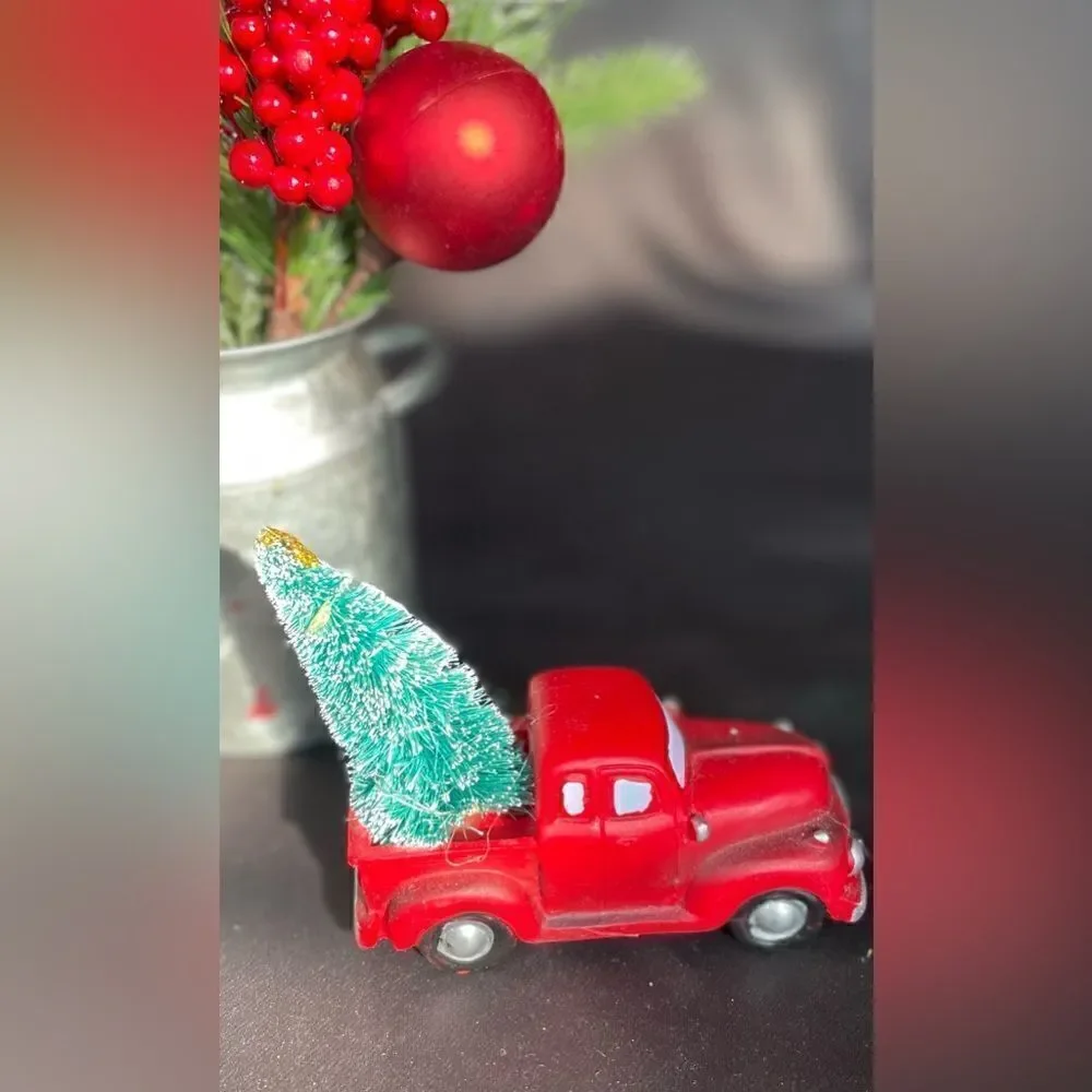 🎄❤️🎄 Little Red Pickup Truck Light Up Christmas Tree Table Decor EPC